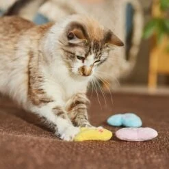 Frisco Candy Hearts Plush Cat Toy With Catnip, 3 Count 8 Frisco Candy Hearts Plush Cat Toy With Catnip, 3 Count -Frisco Sales Store 201906 PT3. AC SS1800 V1701365115